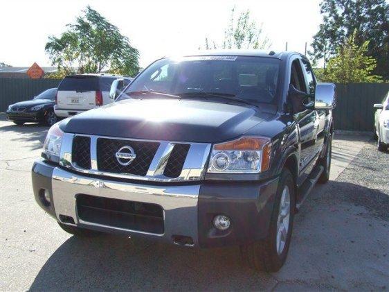 Nissan Titan 2008 photo 2