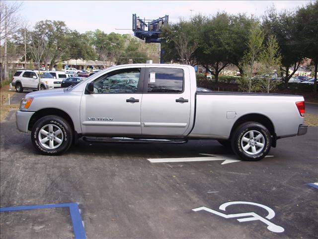 Nissan Titan 2008 photo 4