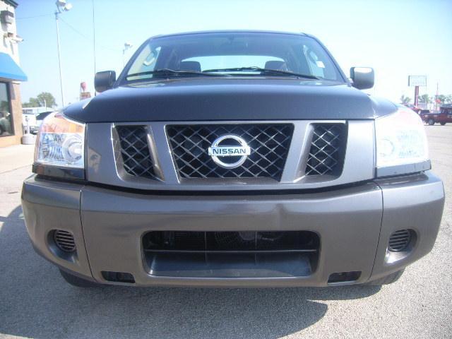 Nissan Titan 2008 photo 2