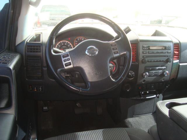 Nissan Titan 2008 photo 1