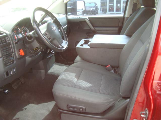 Nissan Titan 2008 photo 2