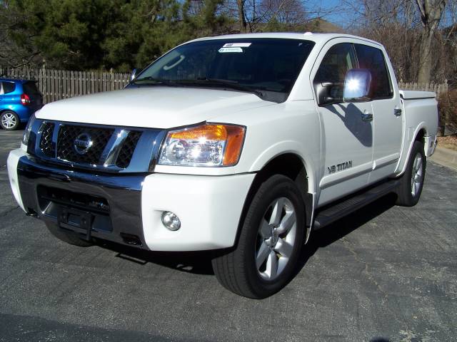 Nissan Titan 2008 photo 1