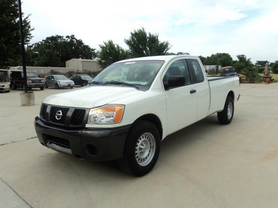 Nissan Titan 2008 photo 2