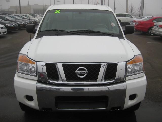 Nissan Titan 2008 photo 2