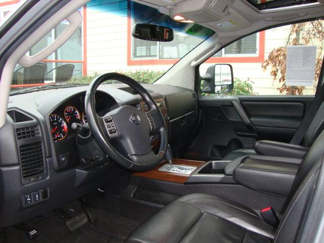 Nissan Titan 2008 photo 2