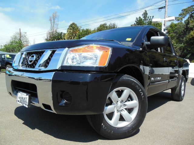 Nissan Titan 2009 photo 1