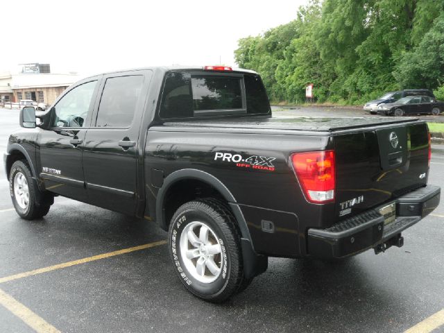 Nissan Titan 2009 photo 14