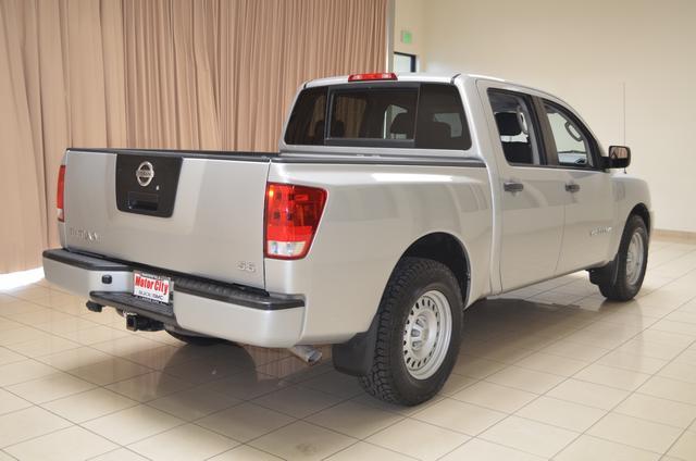 Nissan Titan 2009 photo 4