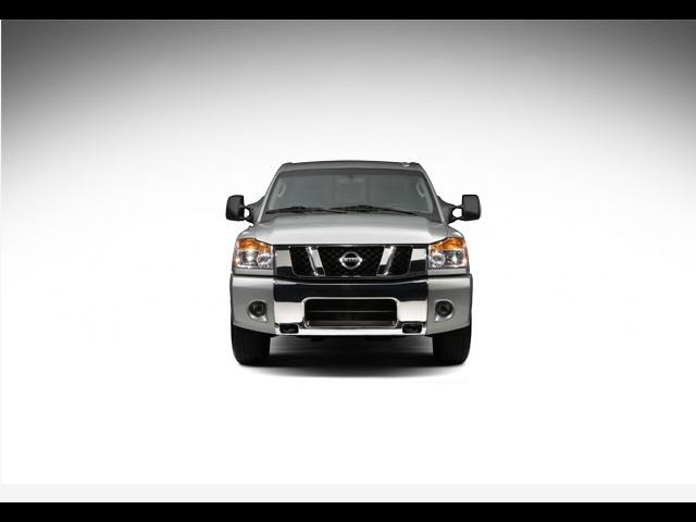 Nissan Titan 2010 photo 4