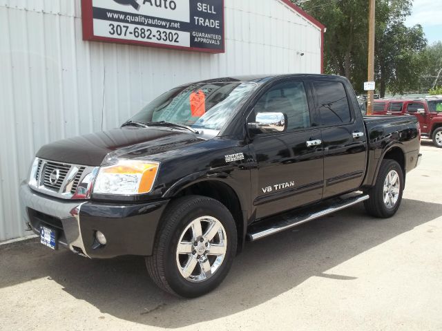 Nissan Titan 2010 photo 3