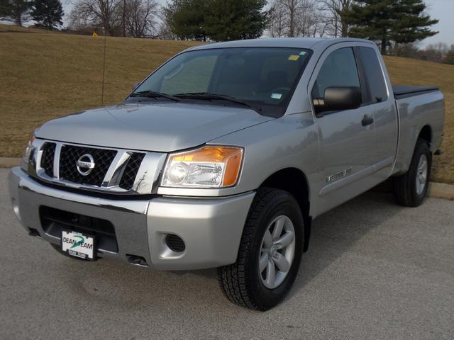 Nissan Titan 2010 photo 3