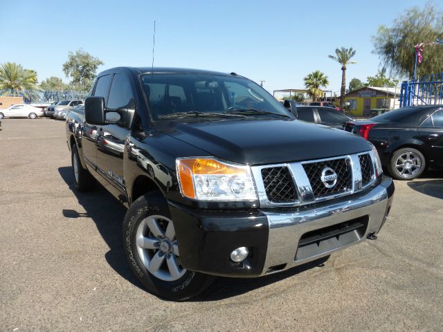 Nissan Titan 2010 photo 3