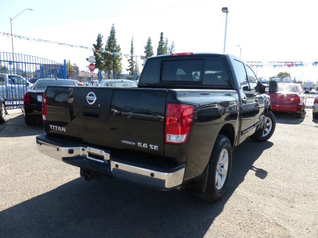 Nissan Titan 2010 photo 38