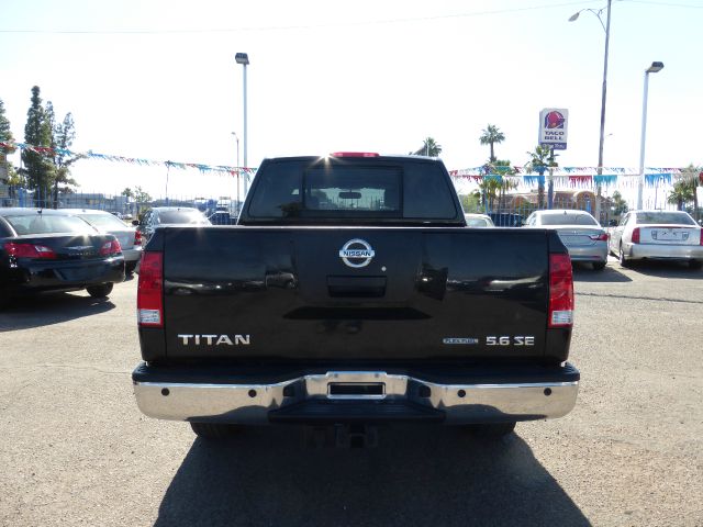 Nissan Titan 2010 photo 42