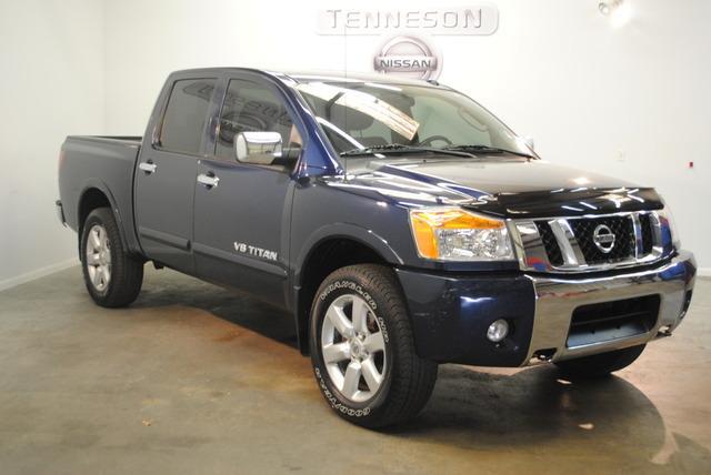 Nissan Titan 2010 photo 23