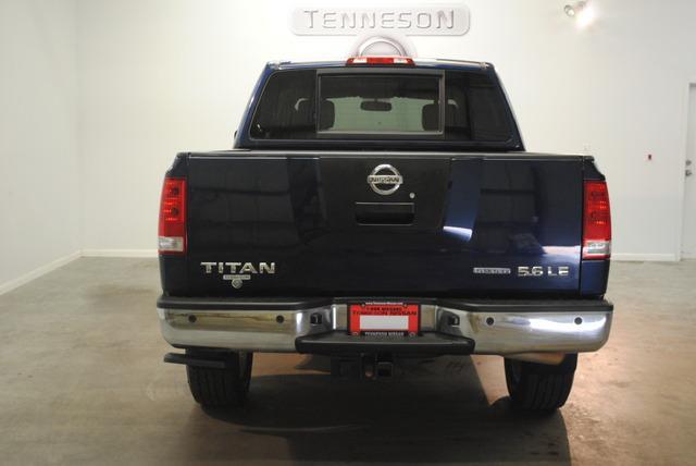 Nissan Titan 2010 photo 8