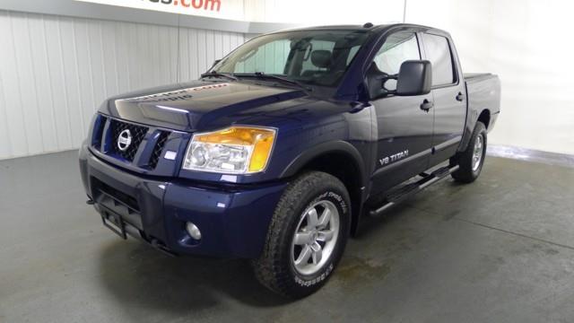 Nissan Titan 2011 photo 4