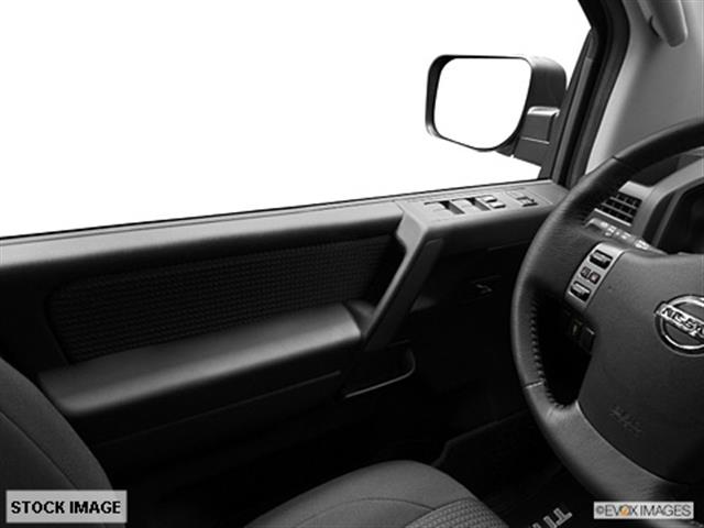 Nissan Titan 2011 photo 4