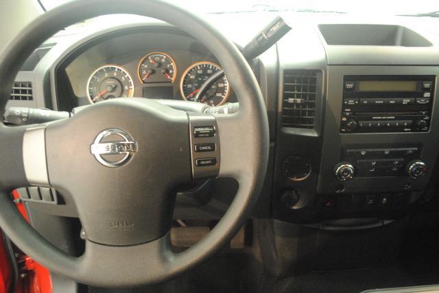 Nissan Titan 4.6L Eddie Bauer Pickup Truck