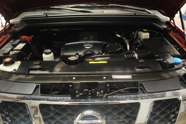 Nissan Titan 2012 photo 10