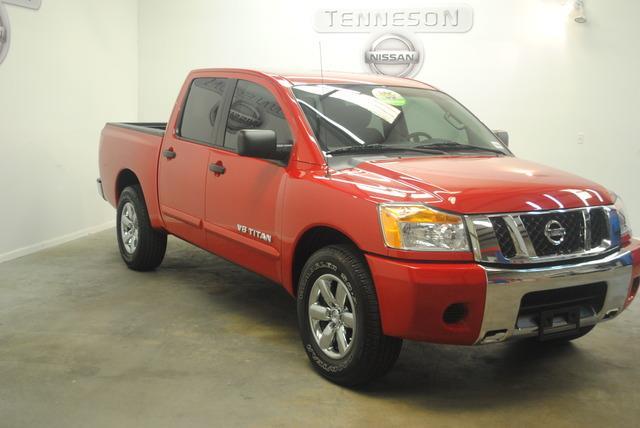 Nissan Titan 2012 photo 12