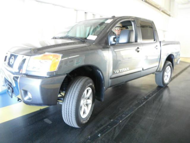 Nissan Titan 2012 photo 4