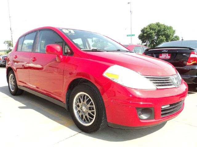 Nissan Versa 2007 photo 4