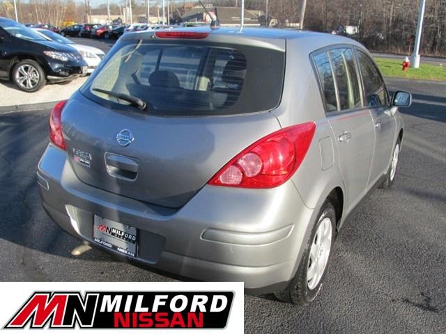 Nissan Versa 2007 photo 3