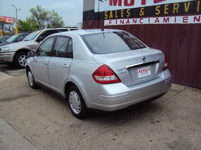 Nissan Versa 2007 photo 8