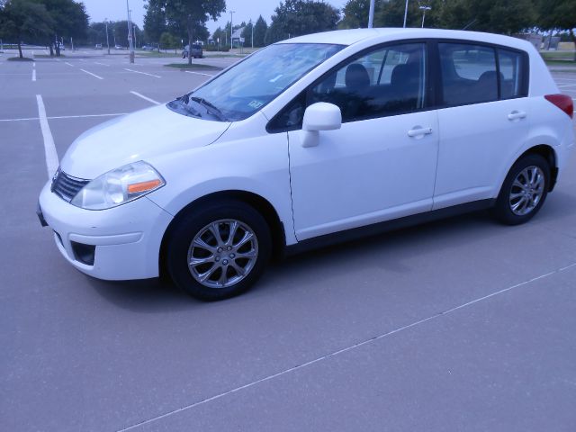 Nissan Versa 2007 photo 3