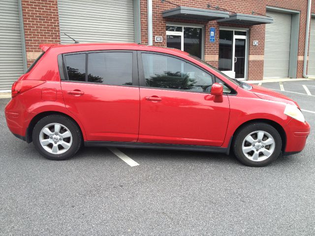 Nissan Versa 2007 photo 2