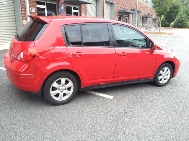 Nissan Versa 2007 photo 4