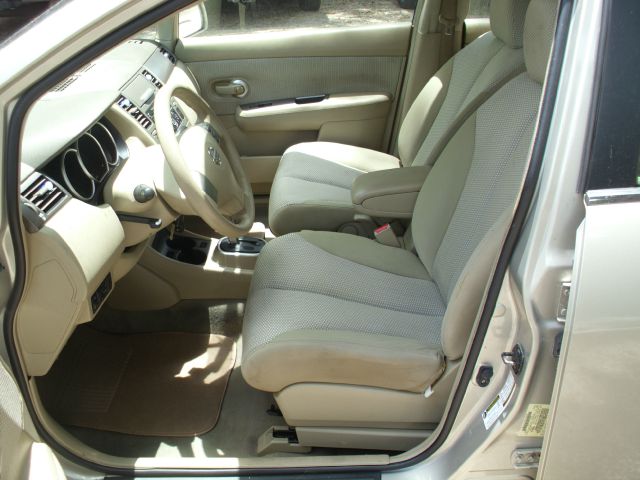 Nissan Versa 2007 photo 10