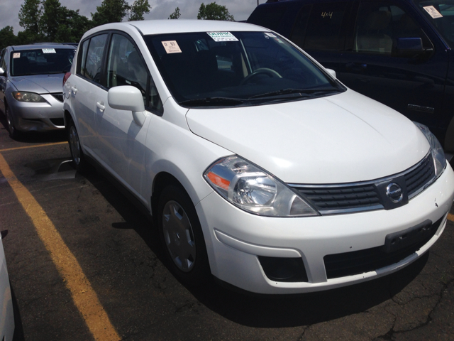 Nissan Versa 2007 photo 1