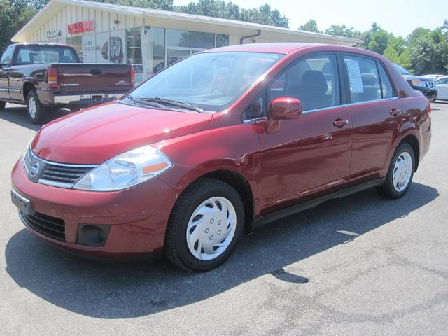 Nissan Versa 2007 photo 1