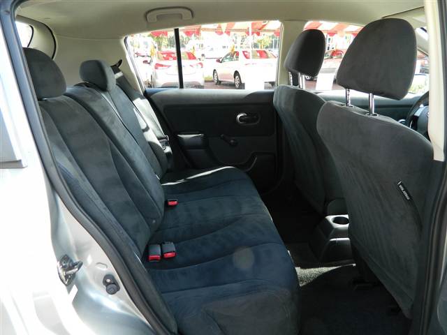 Nissan Versa 2007 photo 5