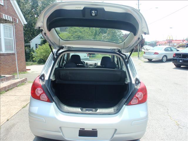 Nissan Versa 2007 photo 1