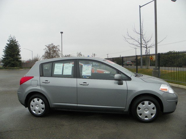 Nissan Versa 2007 photo 1