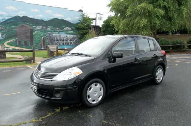 Nissan Versa 2007 photo 1