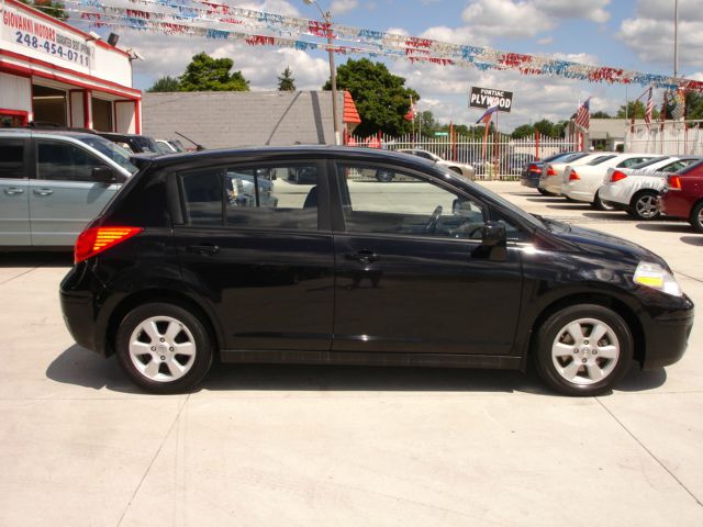 Nissan Versa 2007 photo 1