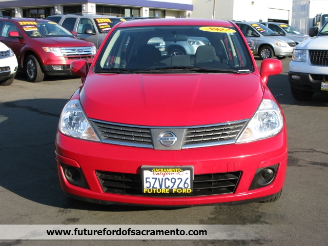 Nissan Versa 2007 photo 1