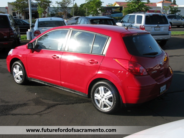 Nissan Versa 2007 photo 4