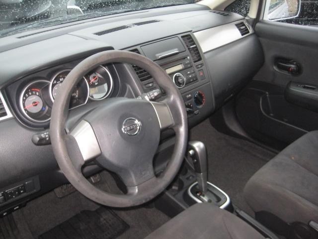 Nissan Versa 2007 photo 3