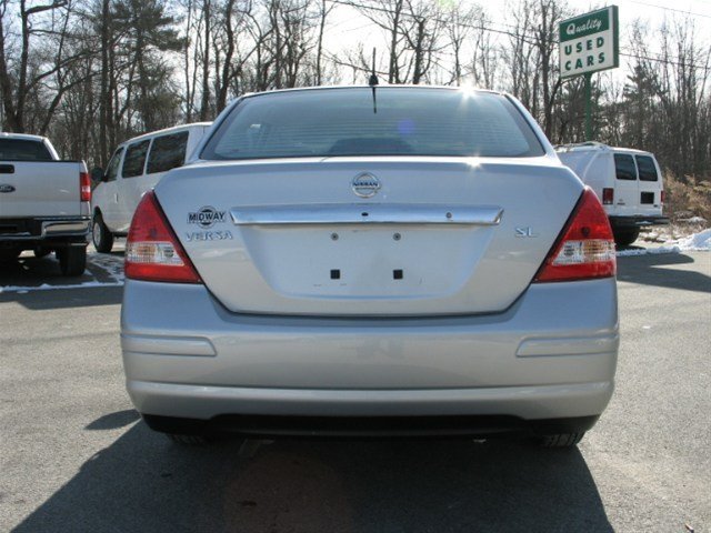 Nissan Versa 2007 photo 5