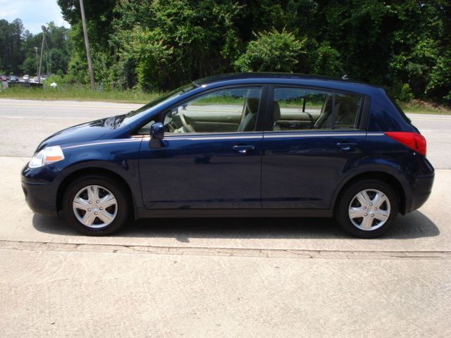 Nissan Versa 2007 photo 23