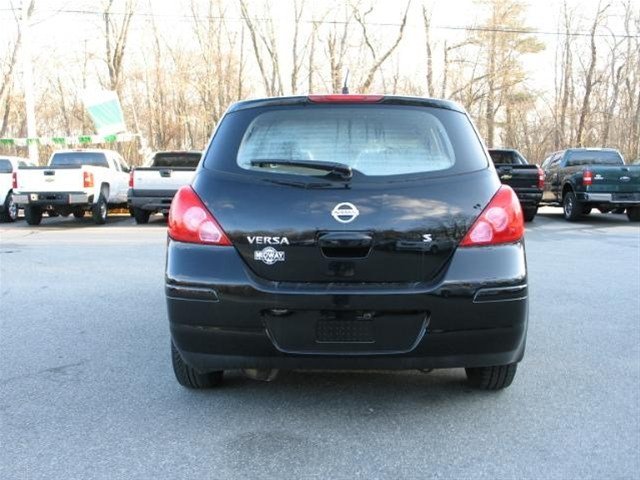 Nissan Versa 2007 photo 5