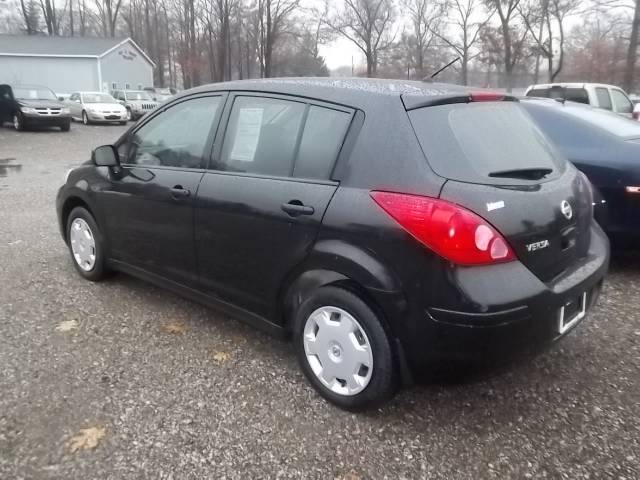 Nissan Versa 2008 photo 4