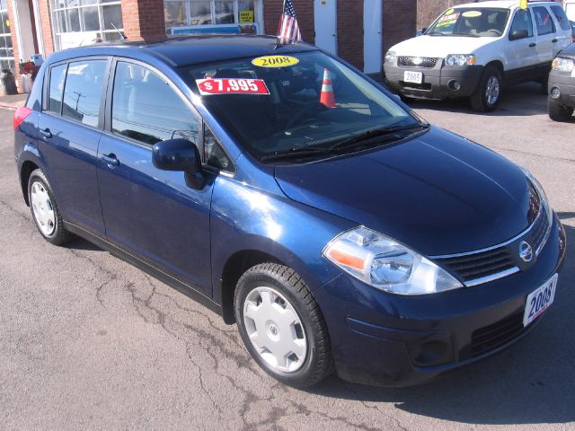 Nissan Versa 2008 photo 1