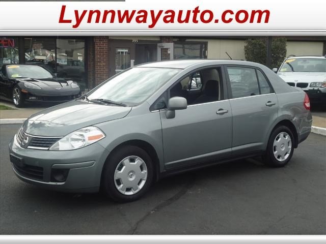 Nissan Versa 2008 photo 3