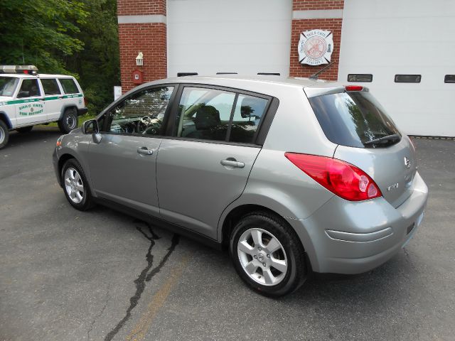 Nissan Versa 2008 photo 15